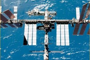 Jefe de la NASA declara que esperan regresar a la luna en 2021