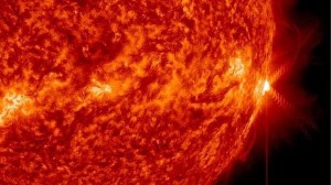 Una potente llamarada solar causo un apagón de radio en el Área Pacífico.