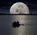 Hay muy poca Agua en la Luna