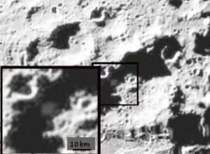 Se confirma que hay agua en un cráter en permanente oscuridad en la Luna