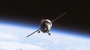 Una nave espacial sin control, recuperada en el último momento 